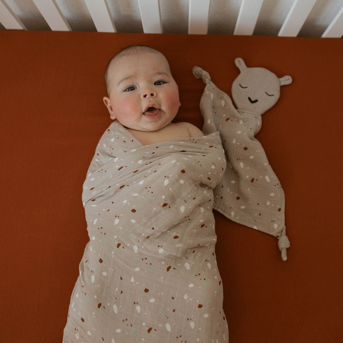 100% Muslin Lovey - Alpaca